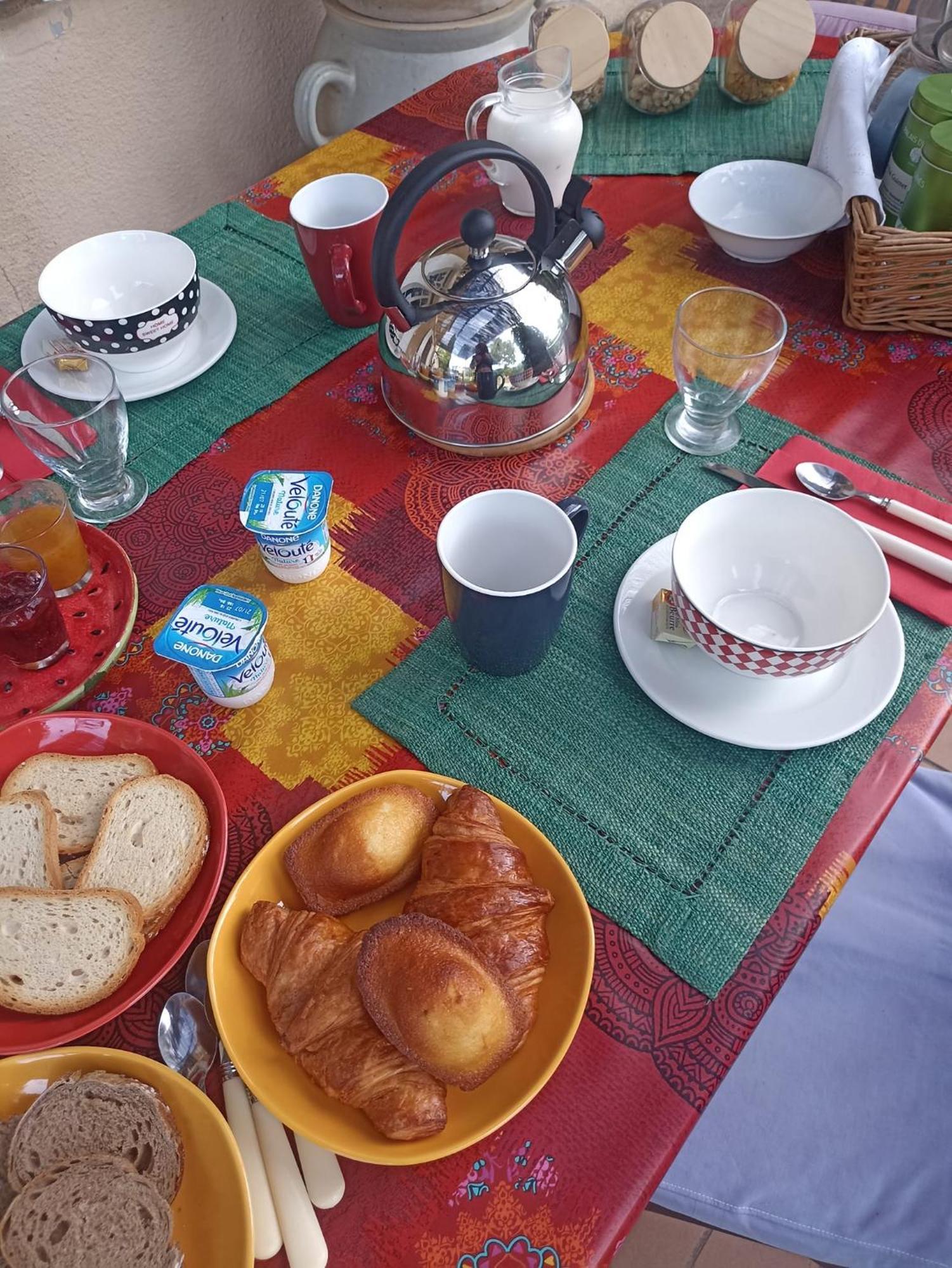 Bed and Breakfast Le Fer en Cèze à Sabran Extérieur photo